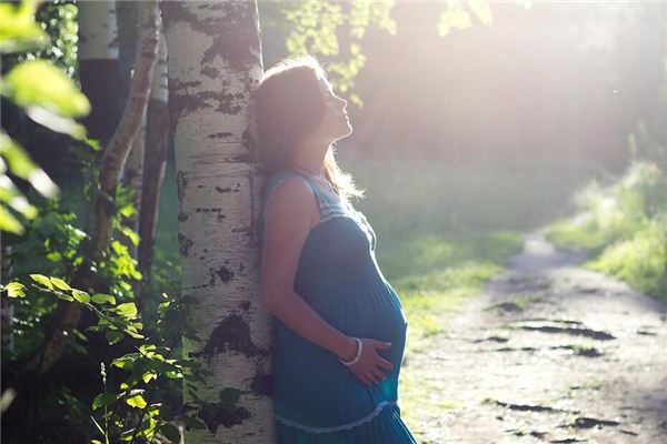 b型血女人的性格特点 B型血女生性格解析