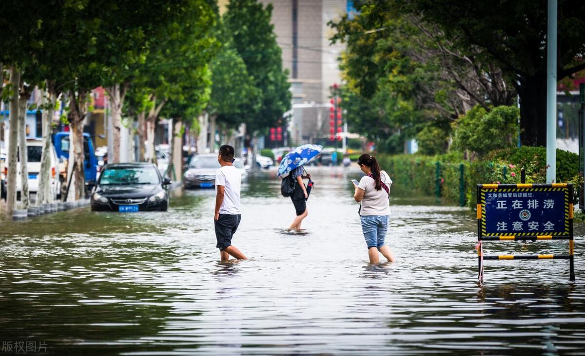 梦见发洪水是生男孩还是女孩_梦见发洪水_梦见发洪水却平安无事